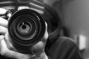 photographer-2146398 1280.jpg